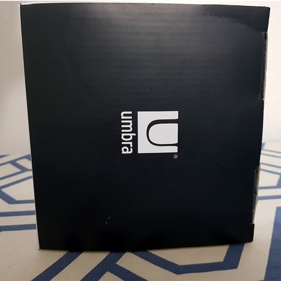 NIB Umbra Potsy 3 Planters - Picture 3 of 4